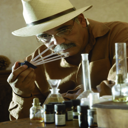 Abderrazzak-Benchaâbane-Perfume-Workshop-Morocco-Travel-Blog