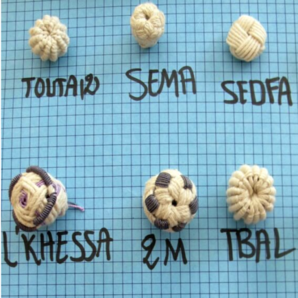 amina-yabis-page-button-book-morocco-travel-blog