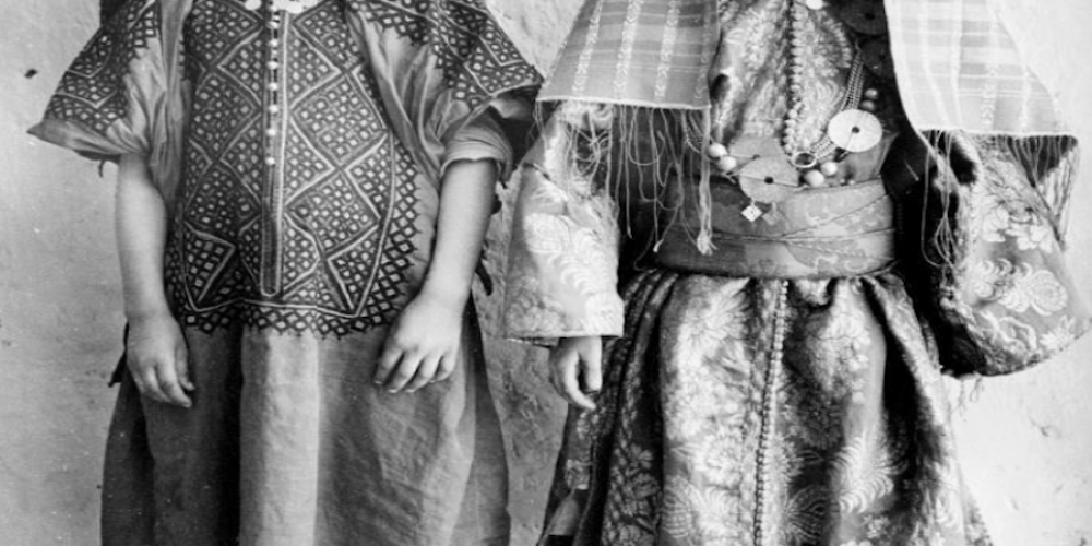 Photograph-by-Jean-Besancenot-Erfoud, Tafilalet-Region-Rouhama-and-Sarah Abehassera-Juifs-du- Maroc-Exhibition-Paris-Morocco-Travel-Blog